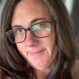 Meet your Posher, Posh